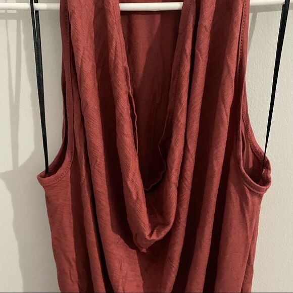 Kim & Cami Women’s Halter Neck Keyhole Back Sleeveless Top - Picture 6 of 7